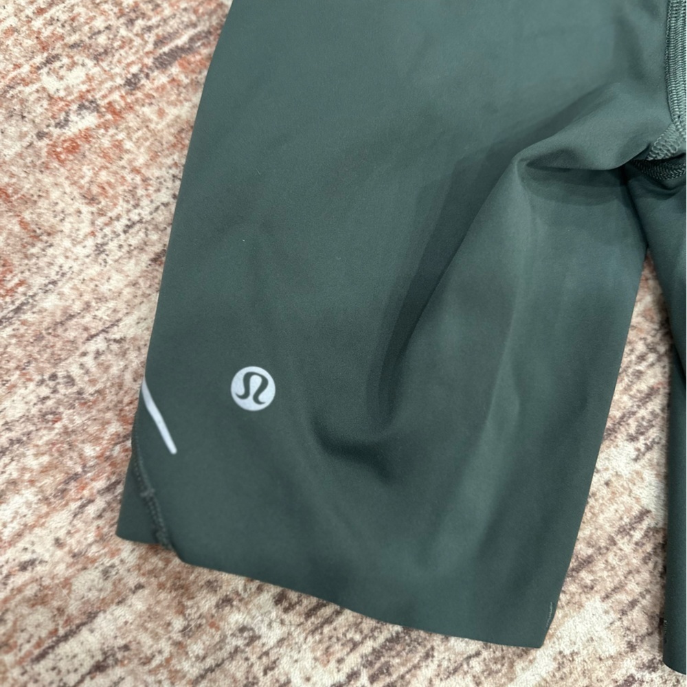 Lululemon Base Pace High-Rise Reflective Short Biker Size 2 Smoked Spruce Green - Picture 8 of 8
